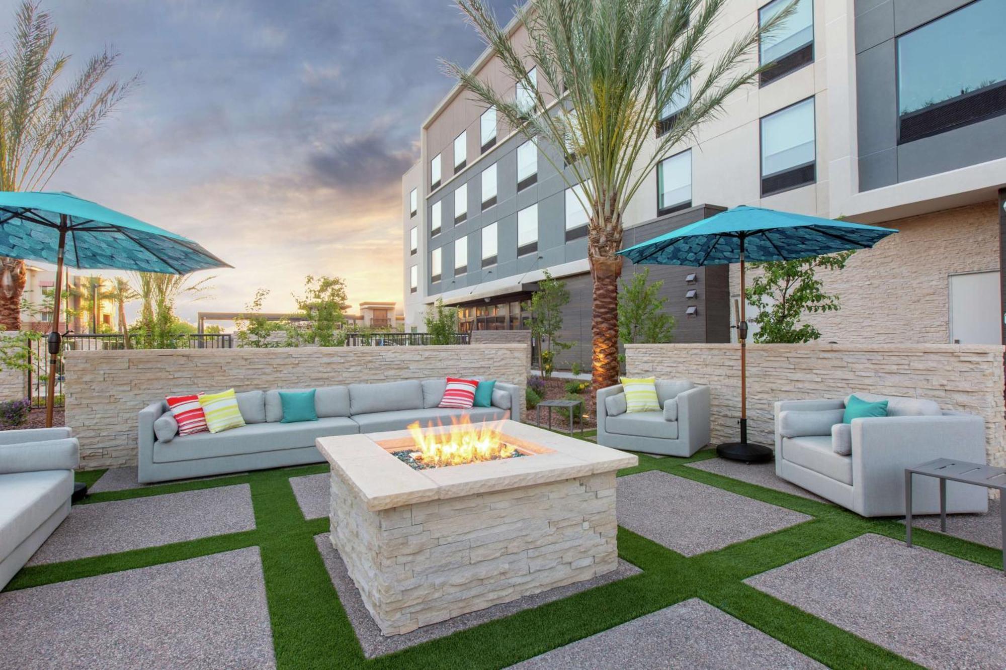 Hilton Garden Inn Surprise Phoenix Exteriér fotografie